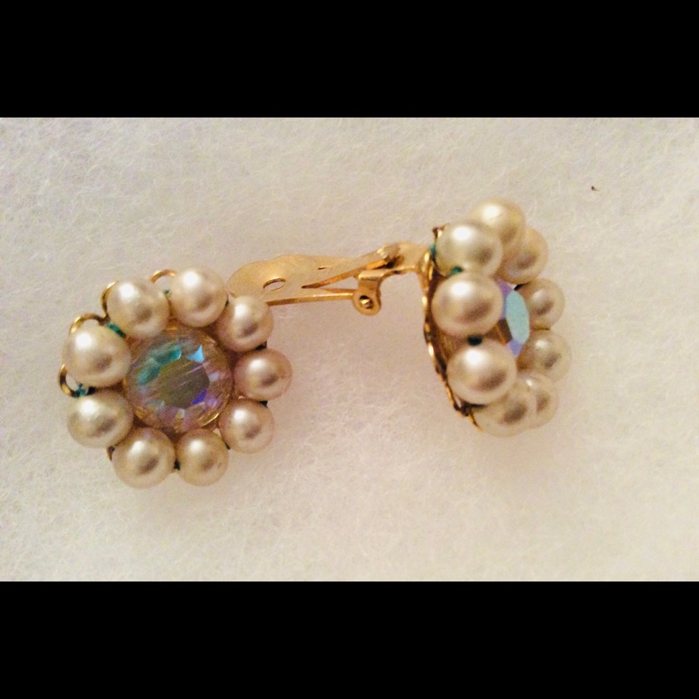 Earrings- Vintage Pearl and Rhinestone center